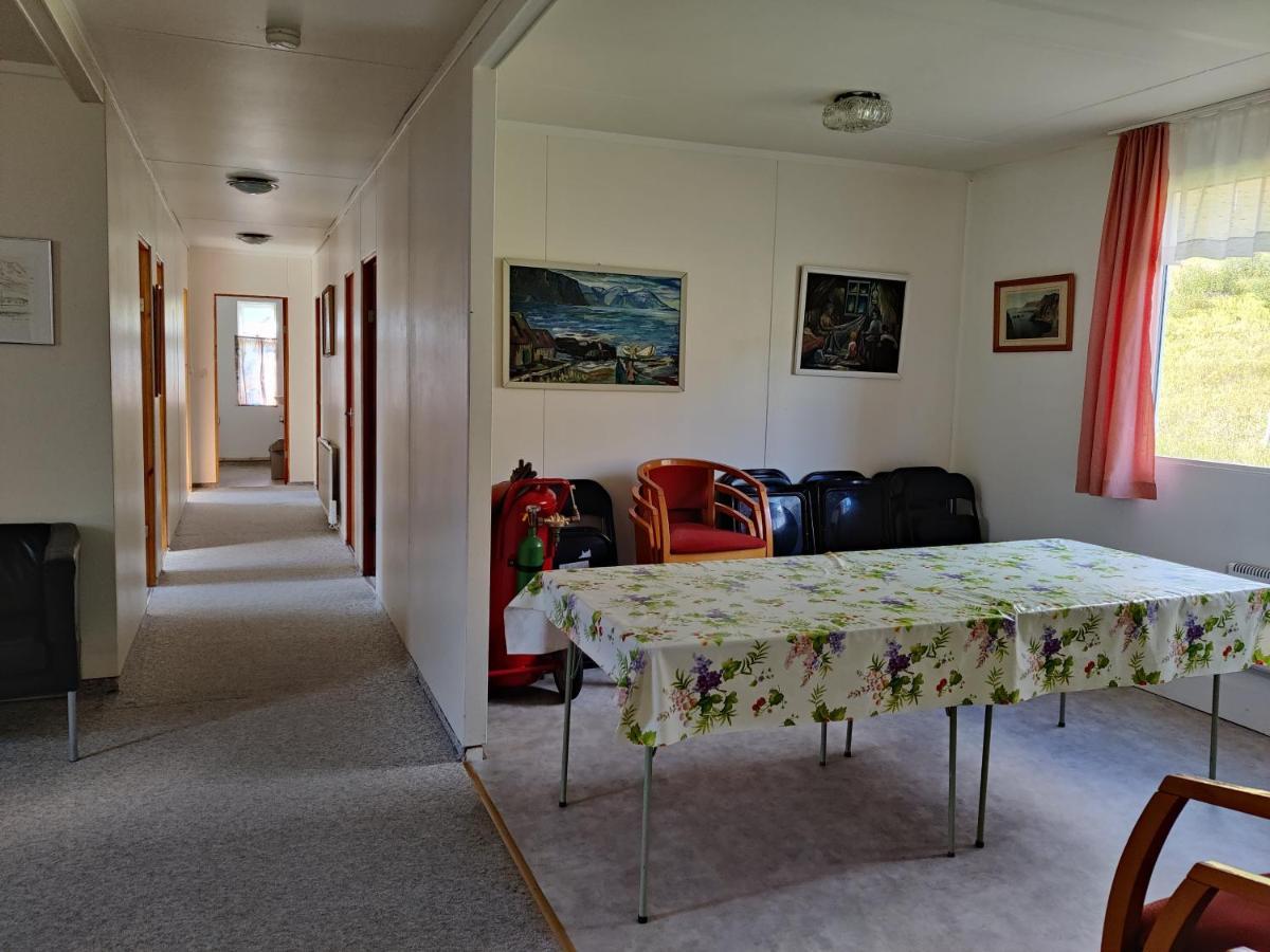 Solbrekka Guesthouse Mjoifjorthur Extérieur photo